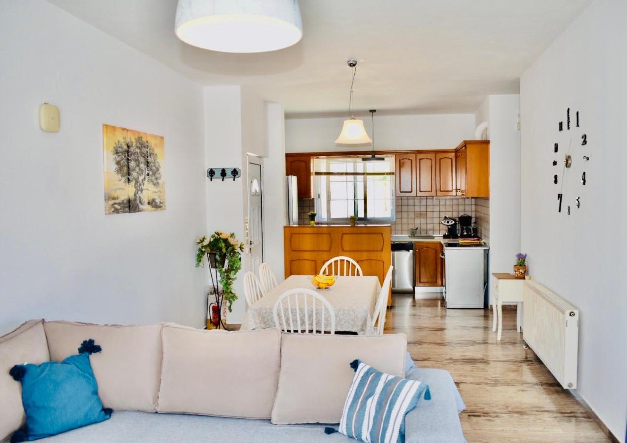 Cozy Renovated Apartment "Filoxenia" Kato Daratso Bagian luar foto